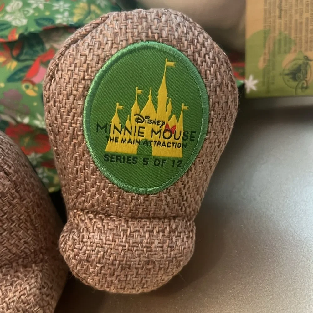 Minnie Mouse Main Attraction Enchanted Tiki Room plush - Picture 2 of 5